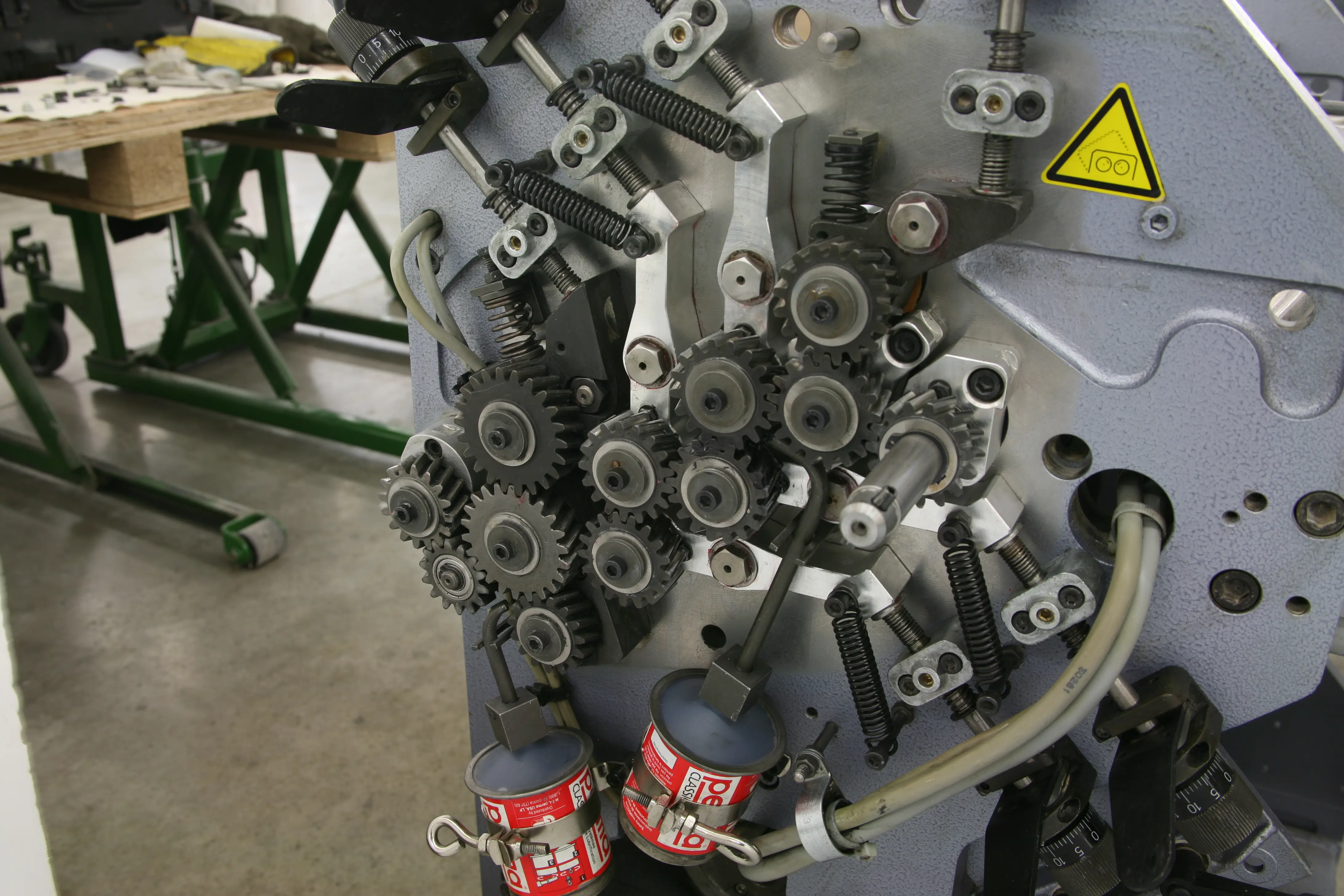 Folder machine maintance